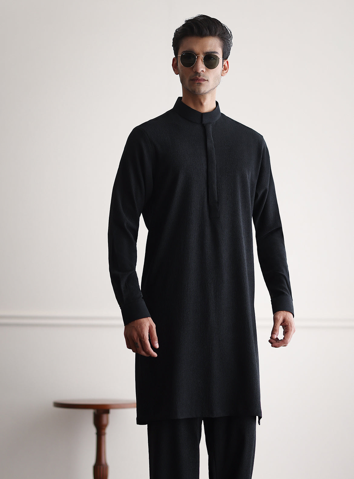 BLACK TEXTURED LOOSE FIT KURTA PAJAMA