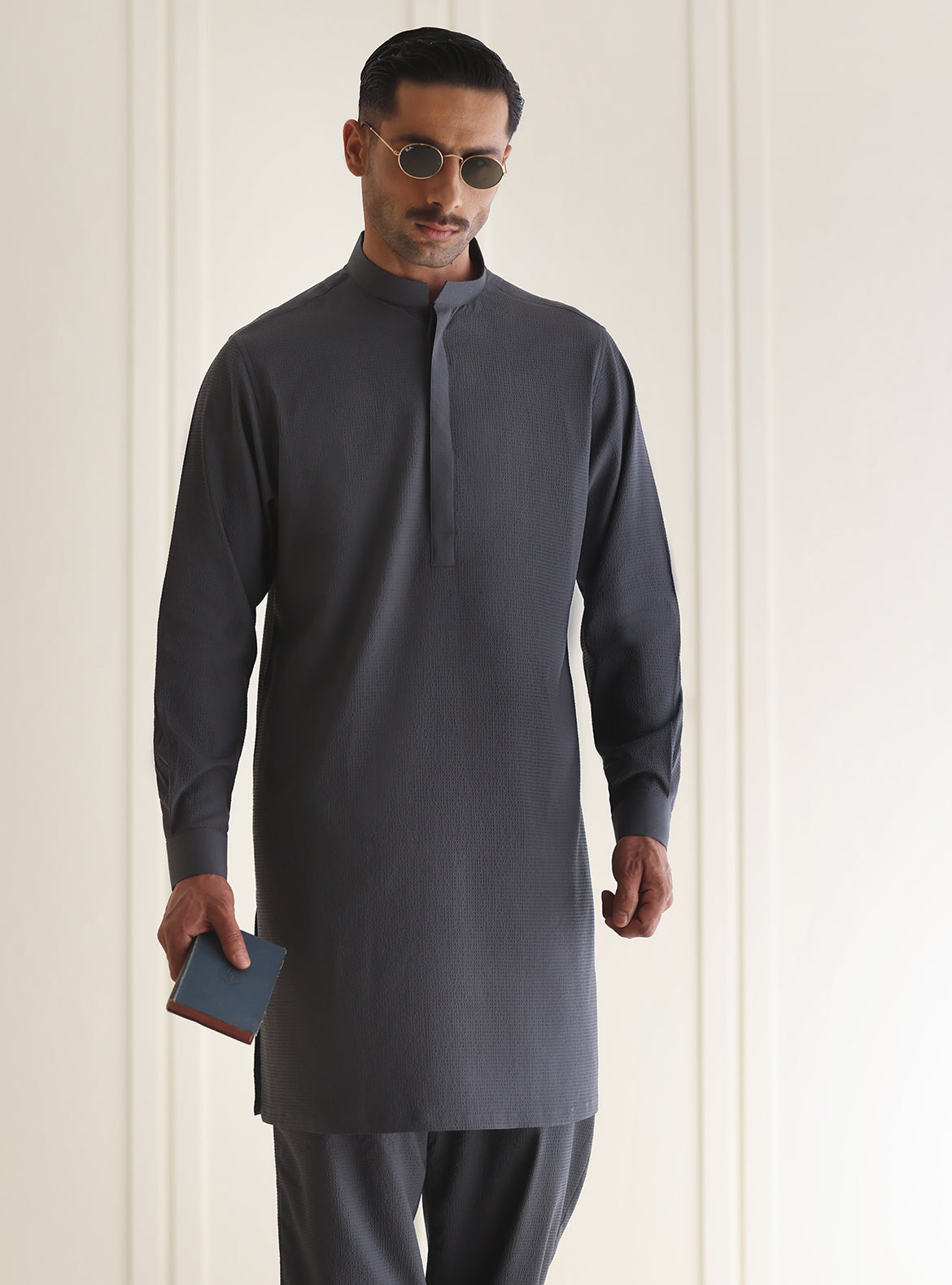 GRAY  TEXTURED LOOSE FIT KURTA PAJAMA