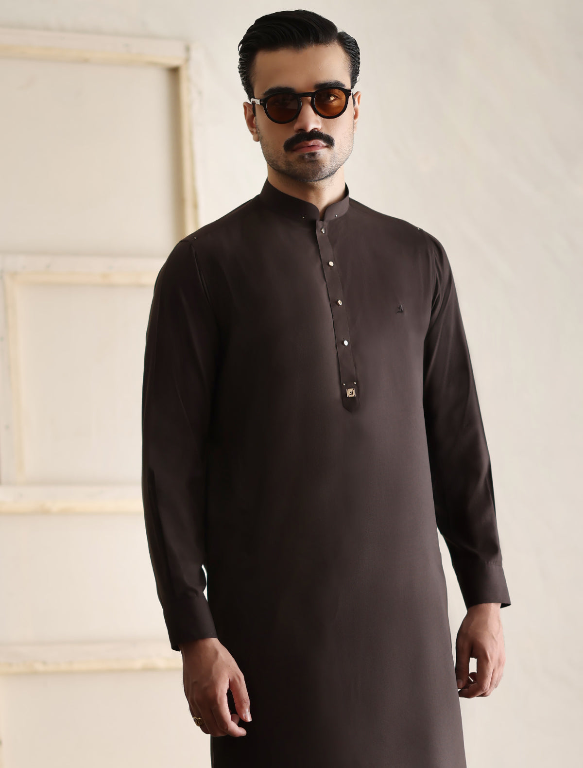 BROWN KAMEEZ SHALWAR Ismail Farid Pakistan