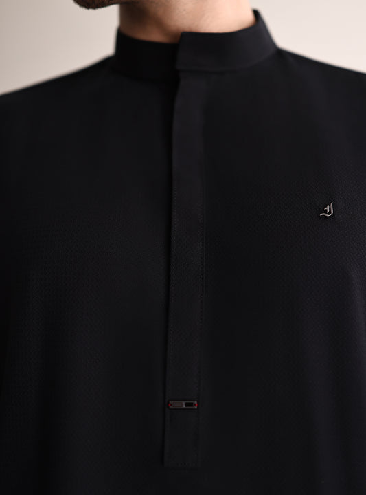 BLACK TEXTURED KURTA PAJAMA