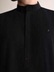 BLACK TEXTURED KURTA PAJAMA