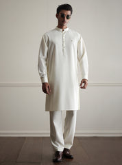 CREAM TEXTURED KURTA PAJAMA