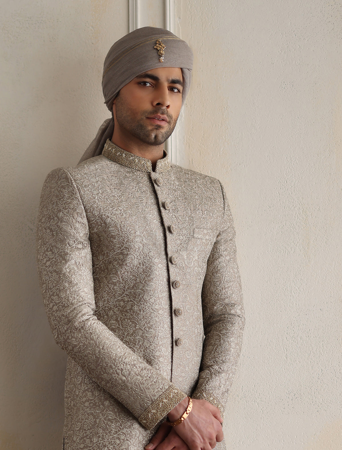 GRAY TURBAN WITH GOLD BORDER