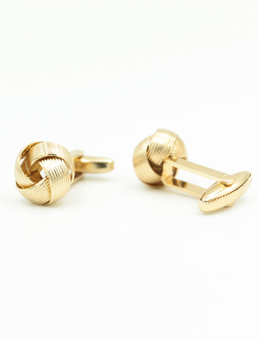 GOLD KNOTTED STYLE CUFFLINKS