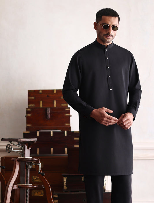 BLACK TEXTURED KURTA PAJAMA