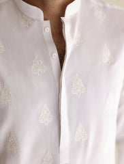 WHITE EMBROIDERED KURTA