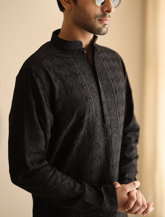 BLACK EMBROIDERED KURTA WITH MATCHING PAJAMA