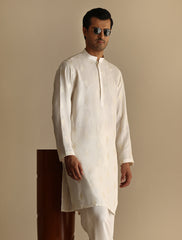 OFF-WHITE PAISLEY EMBROIDERED KURTA