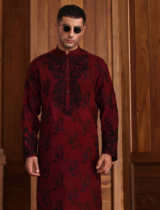 MAROON EMBROIDERED EMBELLISHED KURTA