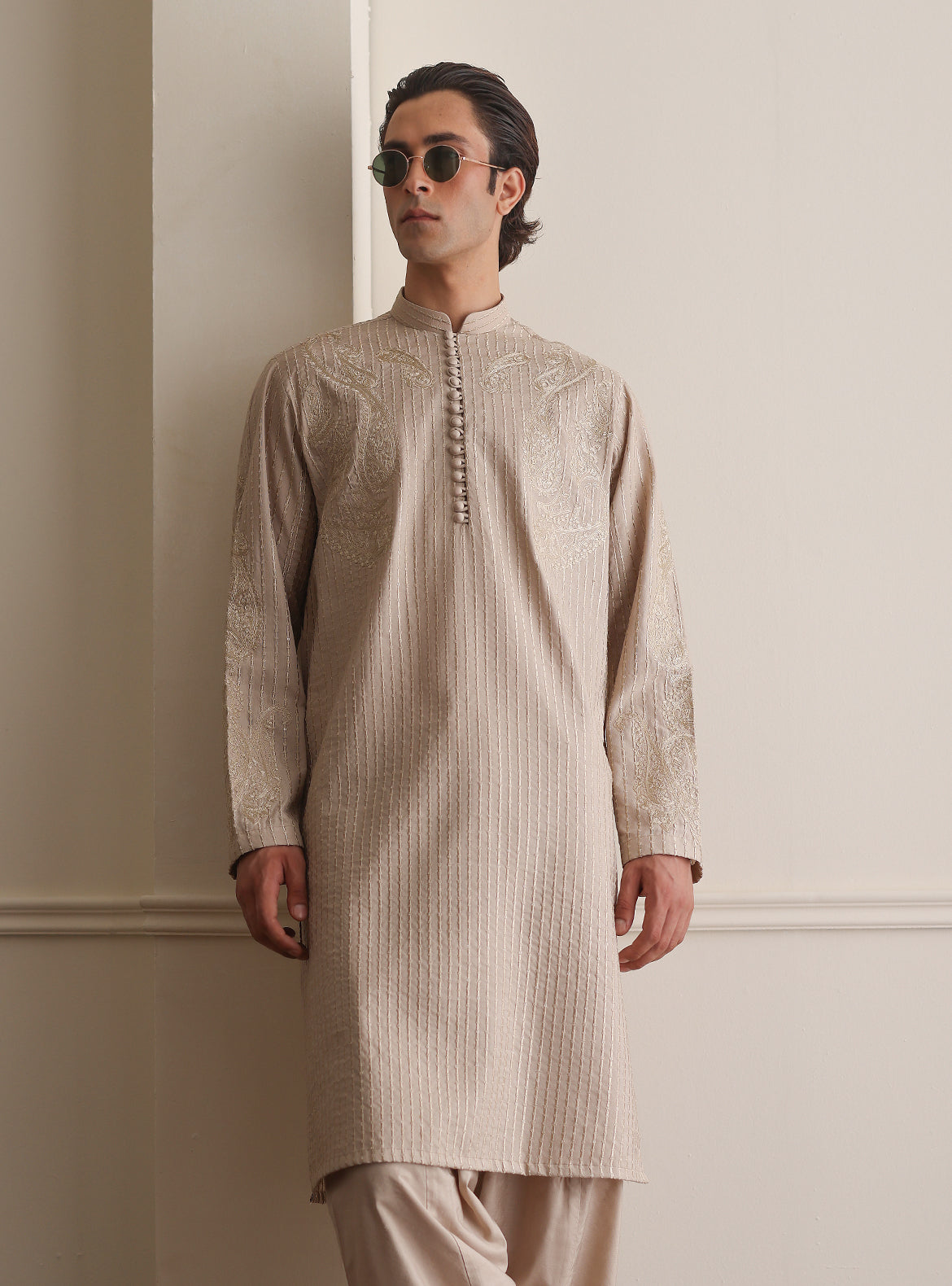 BEIGE EMBROIDERED KURTA
