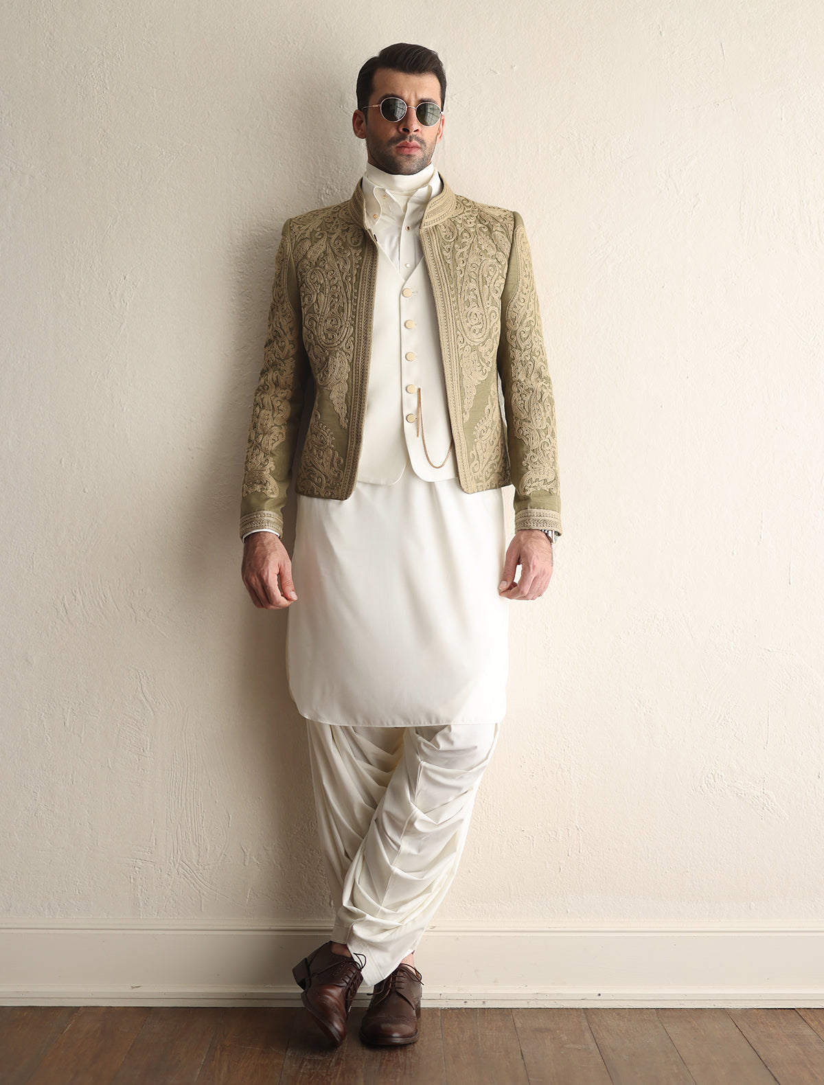 LIGHT GREEN EMBROIDERED JACKET