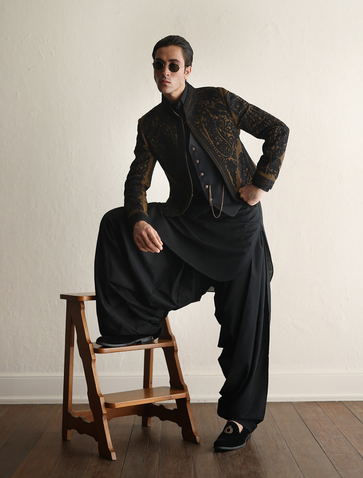 TAN HEAVY EMBROIDERED JACKET