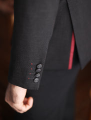 BLACK CLASSIC TWO BUTTONS BLAZER