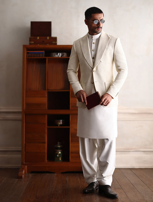 CREAM CLASSIC TWO BUTTONS BLAZER