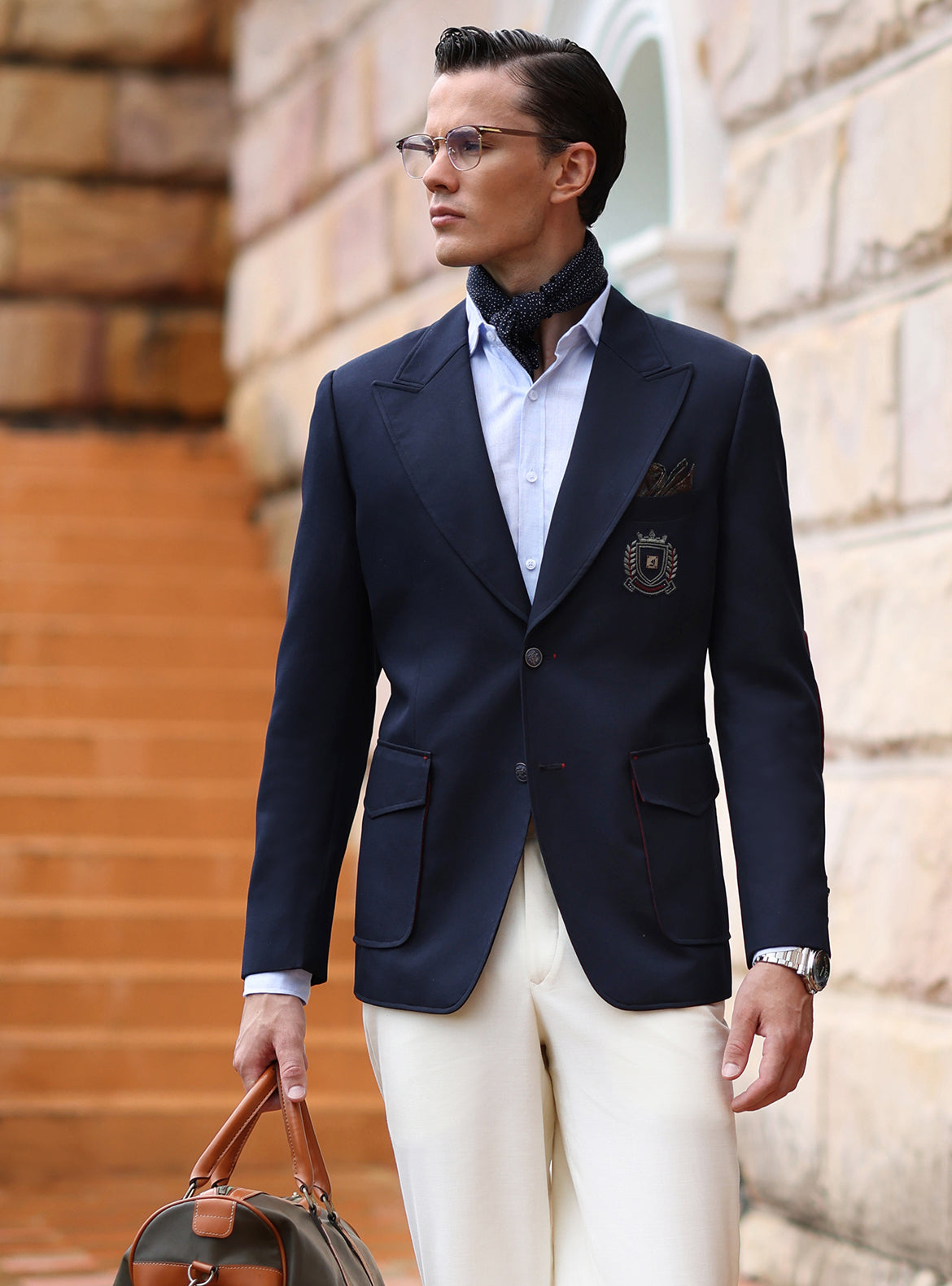 NAVY TWO BUTTONS BLAZER