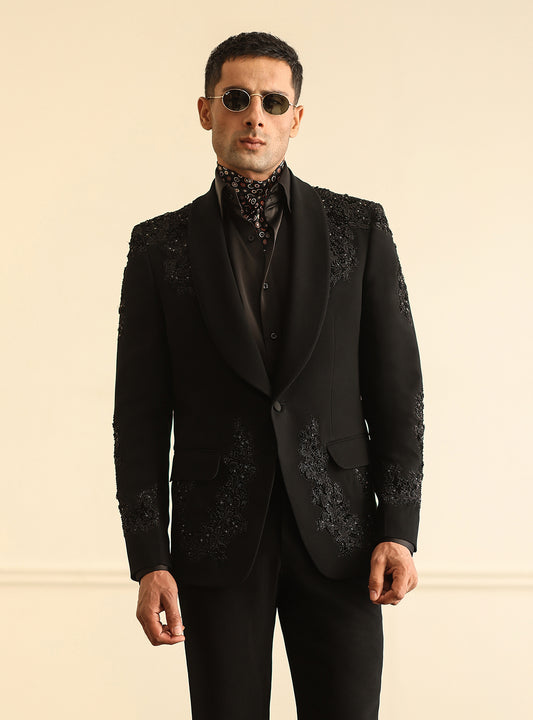 BLACK HAND EMBROIDERED BLAZER