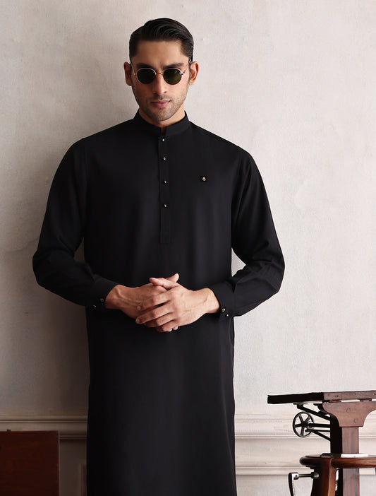 POLISHED BLACK KAMEEZ SHALWAR