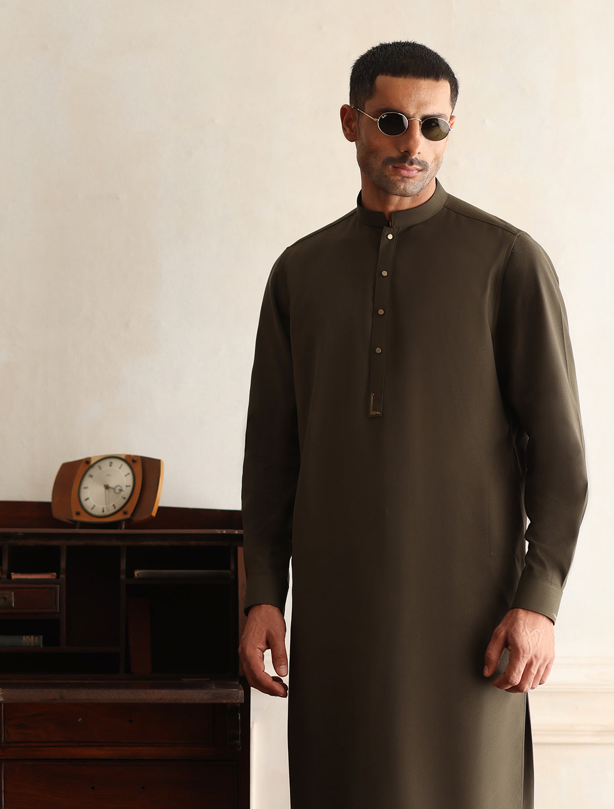 OLIVE GREEN KAMEEZ SHALWAR