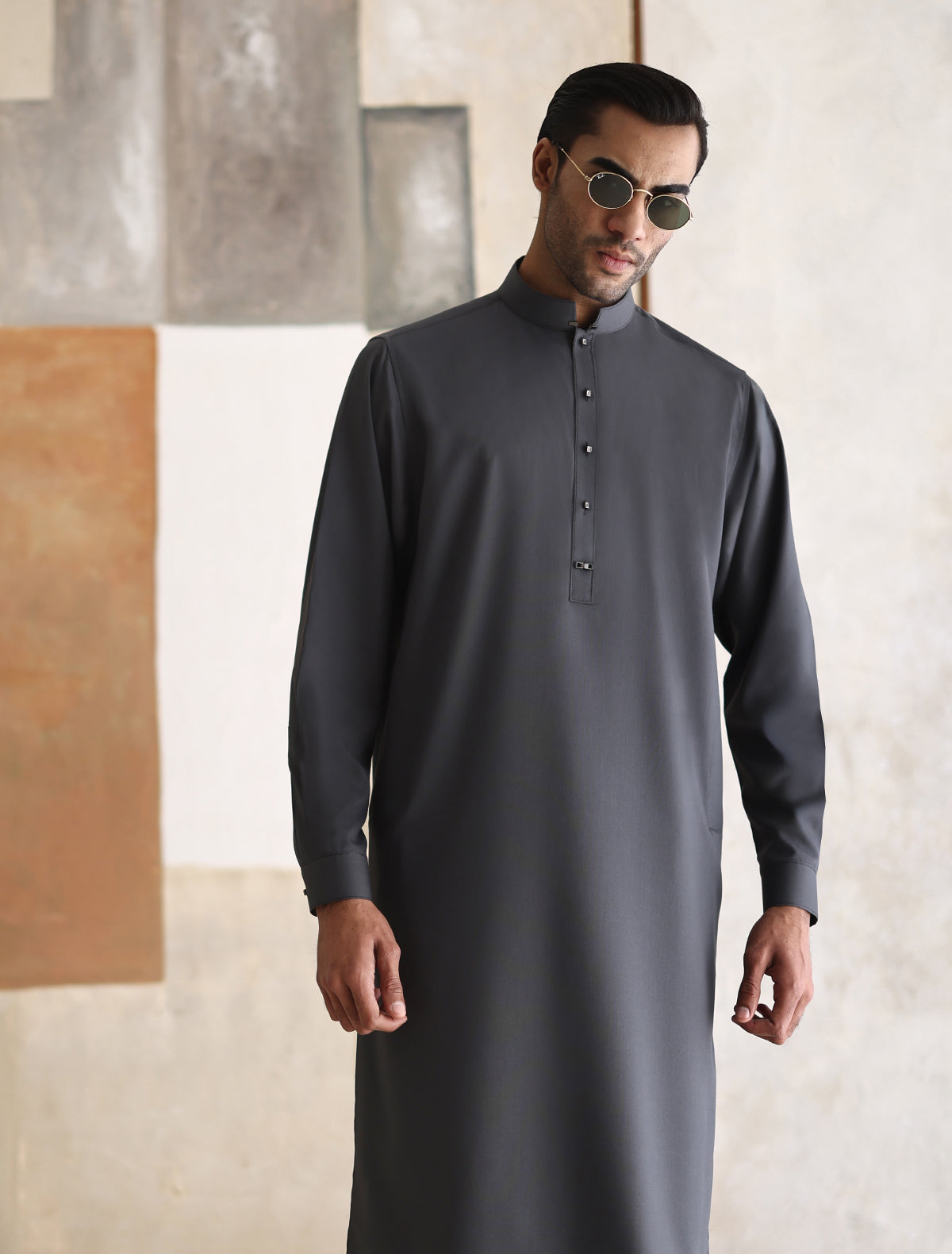 MEDIUM GRAY KAMEEZ SHALWAR