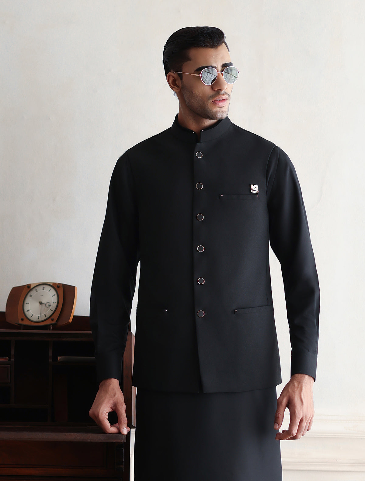 BLACK CLASSIC WAISTCOAT