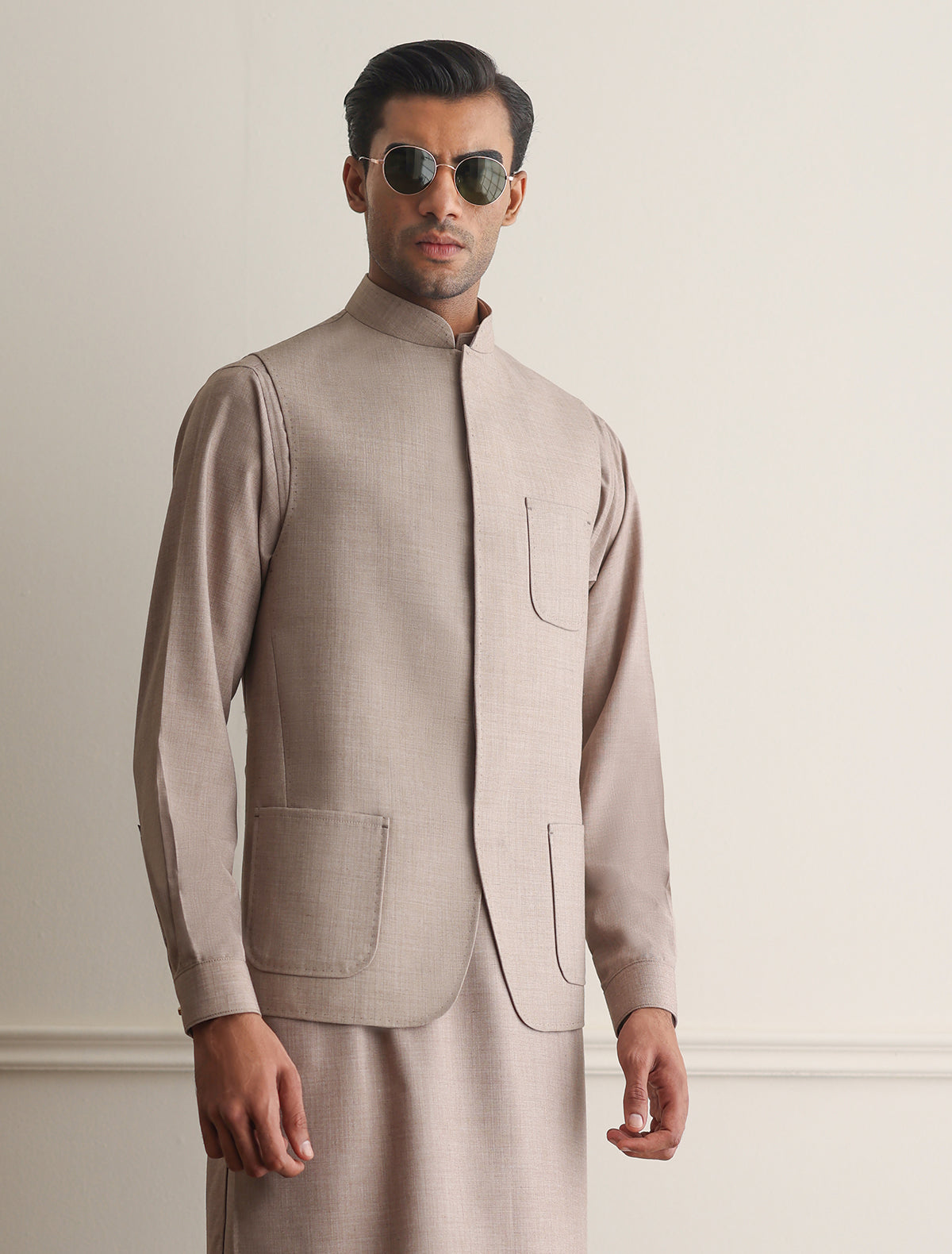 BEIGE TEXTURED WAISTCOAT