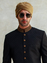 GOLDEN TURBAN WITH SHORT TAIL
