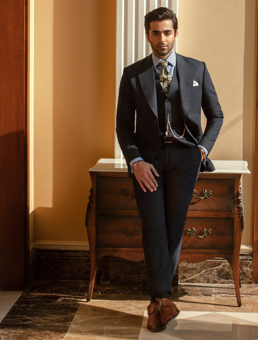 CLASSIC NAVY BLUE SUIT