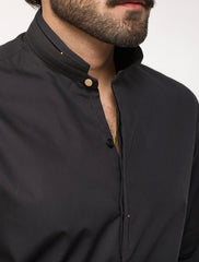 BLACK RIVET DETAILED SHIRT