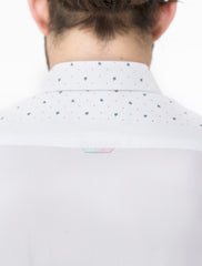 WHITE SHIRT WITH PRINTED COLLAR