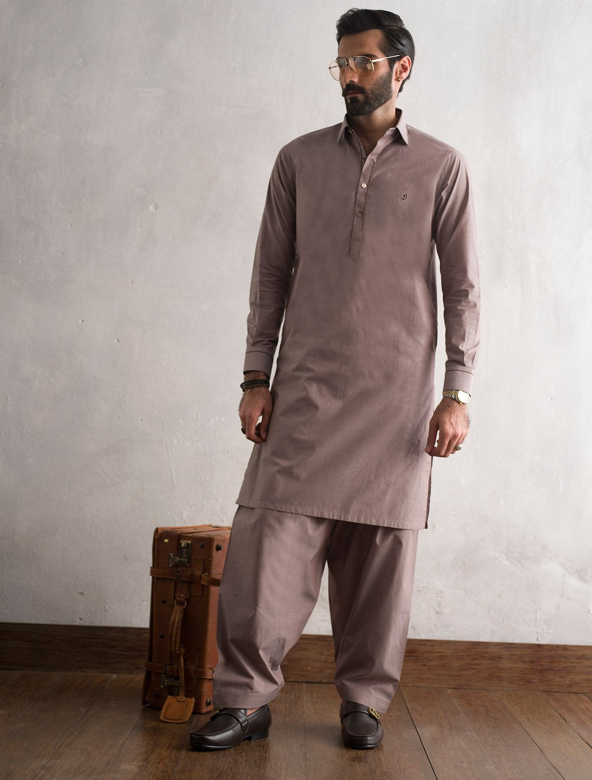 TAUPE KAMEEZ SHALWAR