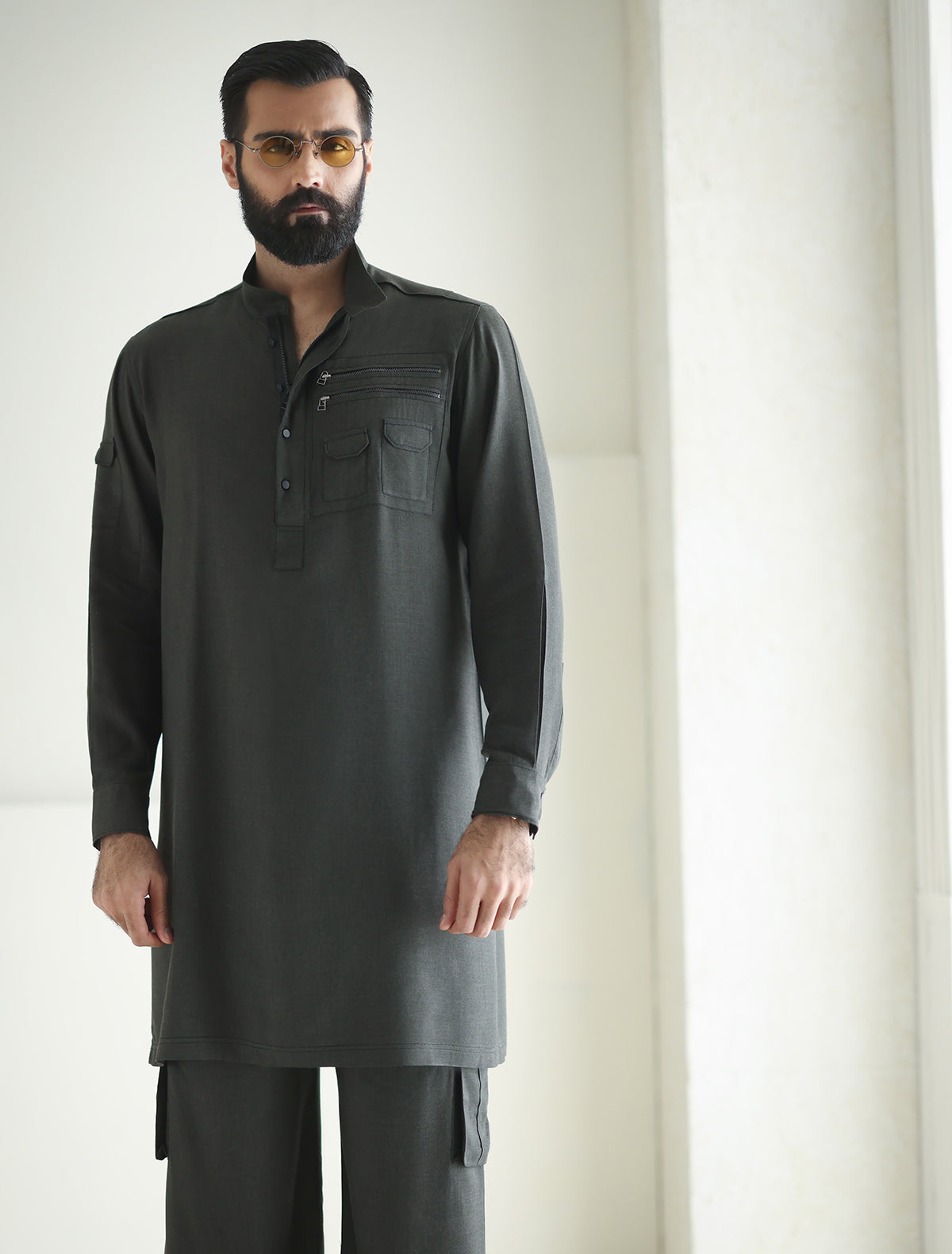GRAY DESIGNER KURTA WITH FARSHI PAJAMA
