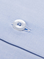 LIGHT BLUE OXFORD SHIRT