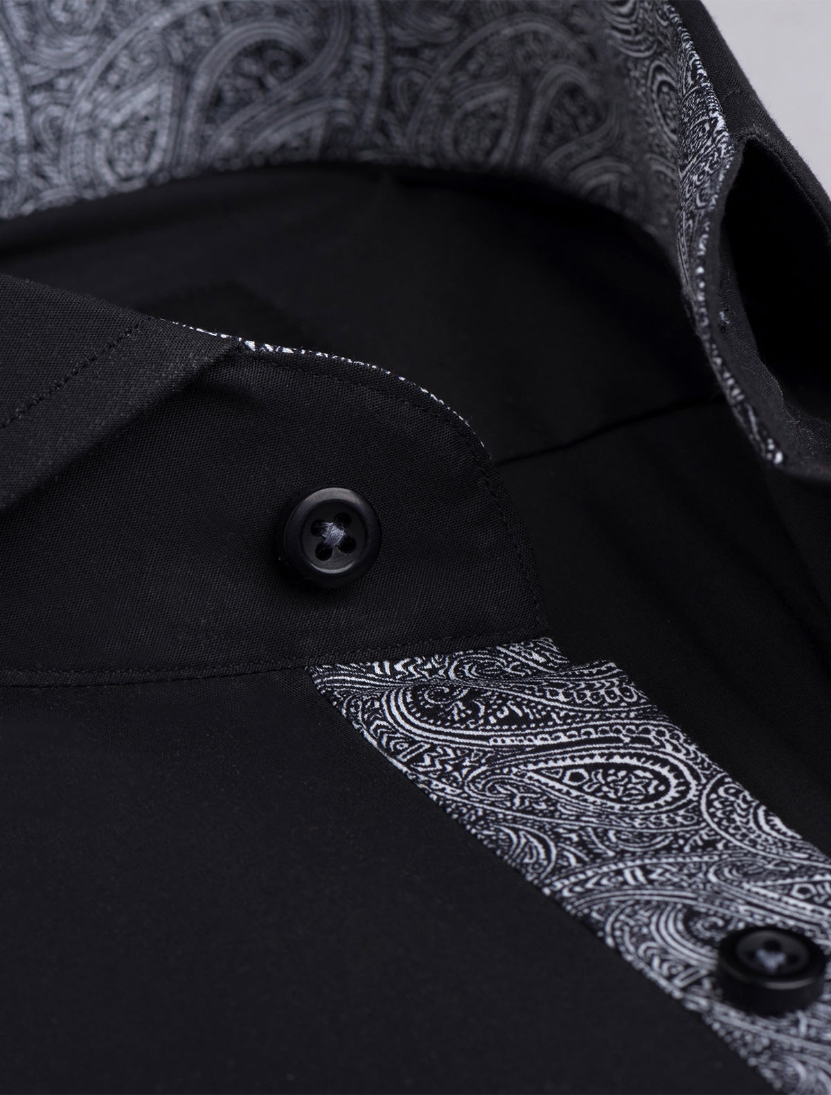 SOLID BLACK- PAISLEY DEATILED SHIRT Ismail Farid SOLID BLACK- PAISLEY DEATILED SHIRT Ismail Farid