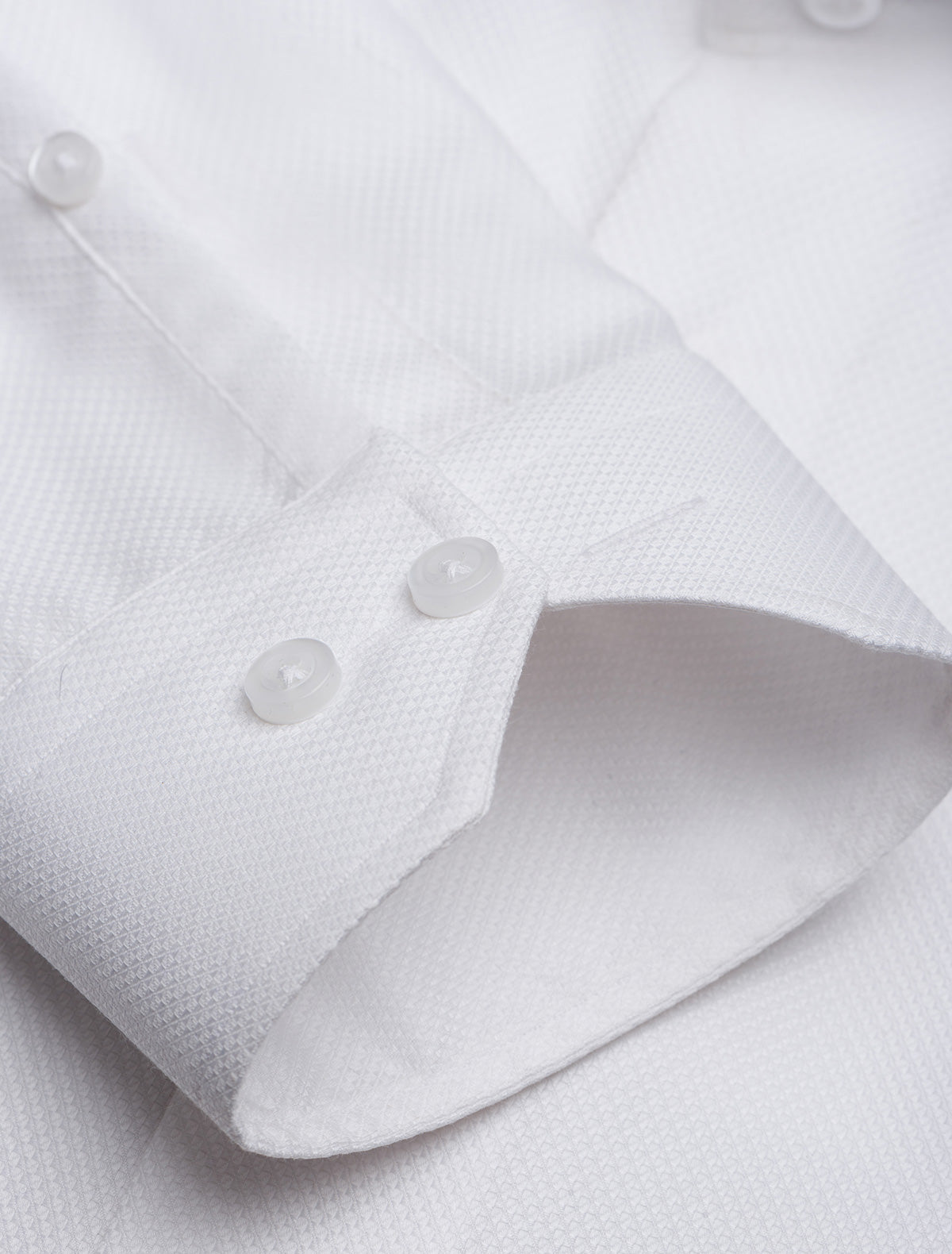 CLASSIC WHITE DRESS SHIRT