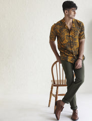 BROWN TROPICAL LEAF PRINT SHIRT