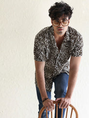 GRAY TROPICAL LEAF PRINT SHIRT