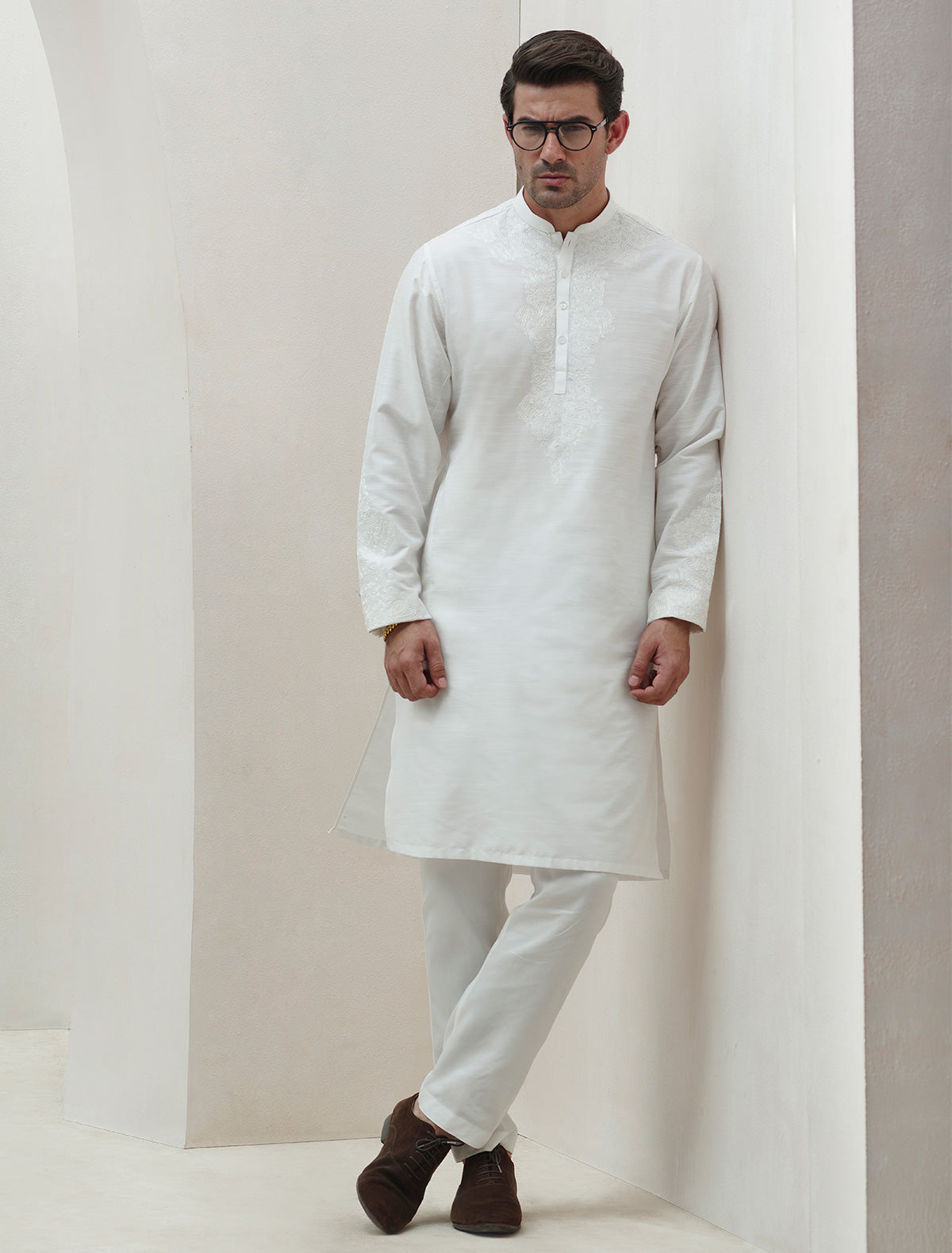 OFFWHITE COTTON SILK EMBROIDERED KURTA