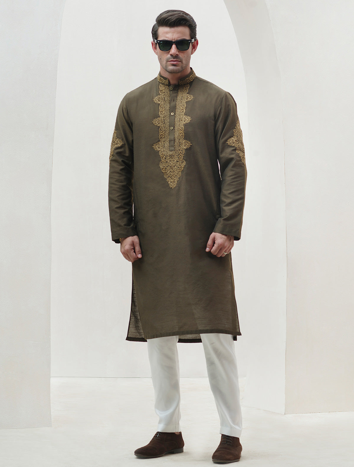 GREEN COTTON SILK EMBROIDERED KURTA