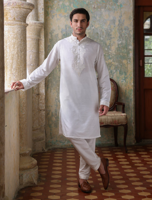 OFF-WHITE EMBROIDERED KURTA