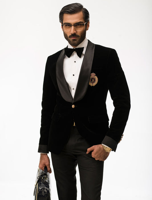 CLASSIC BLACK VELVET DINNER JACKET