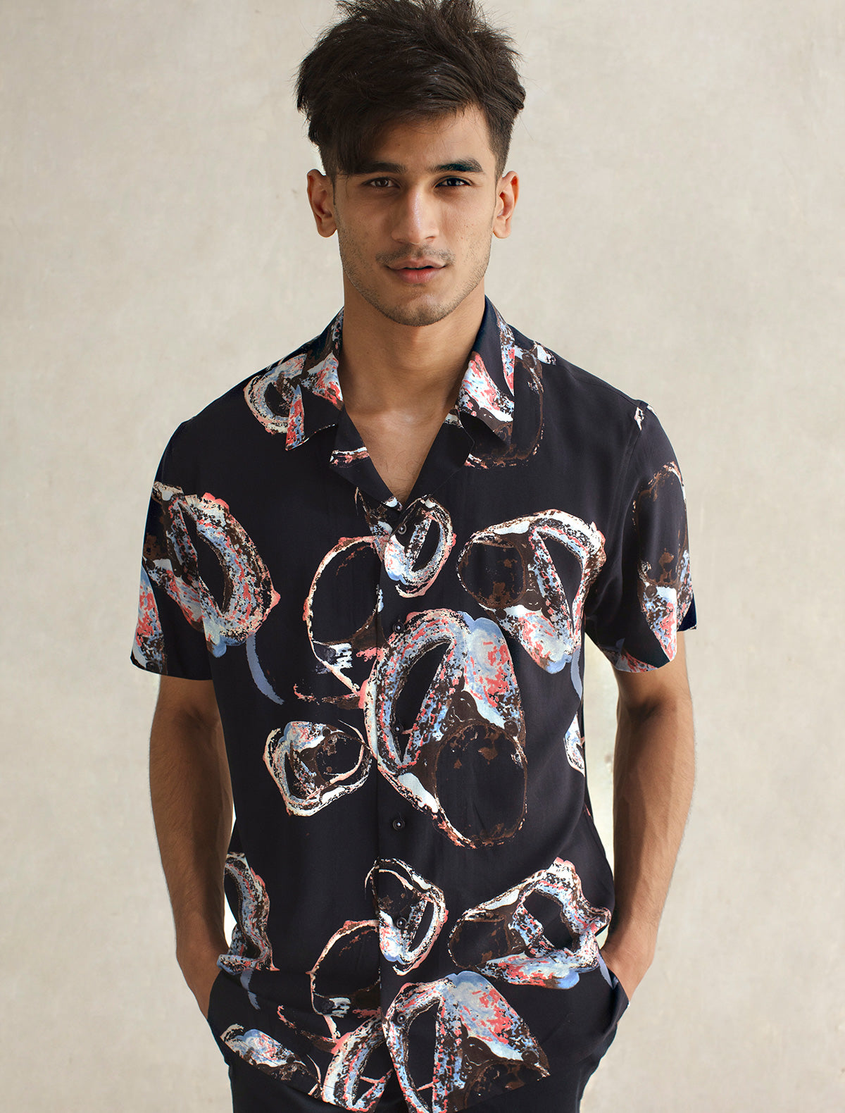 NAVY ABSTRACT PRINT SHIRT