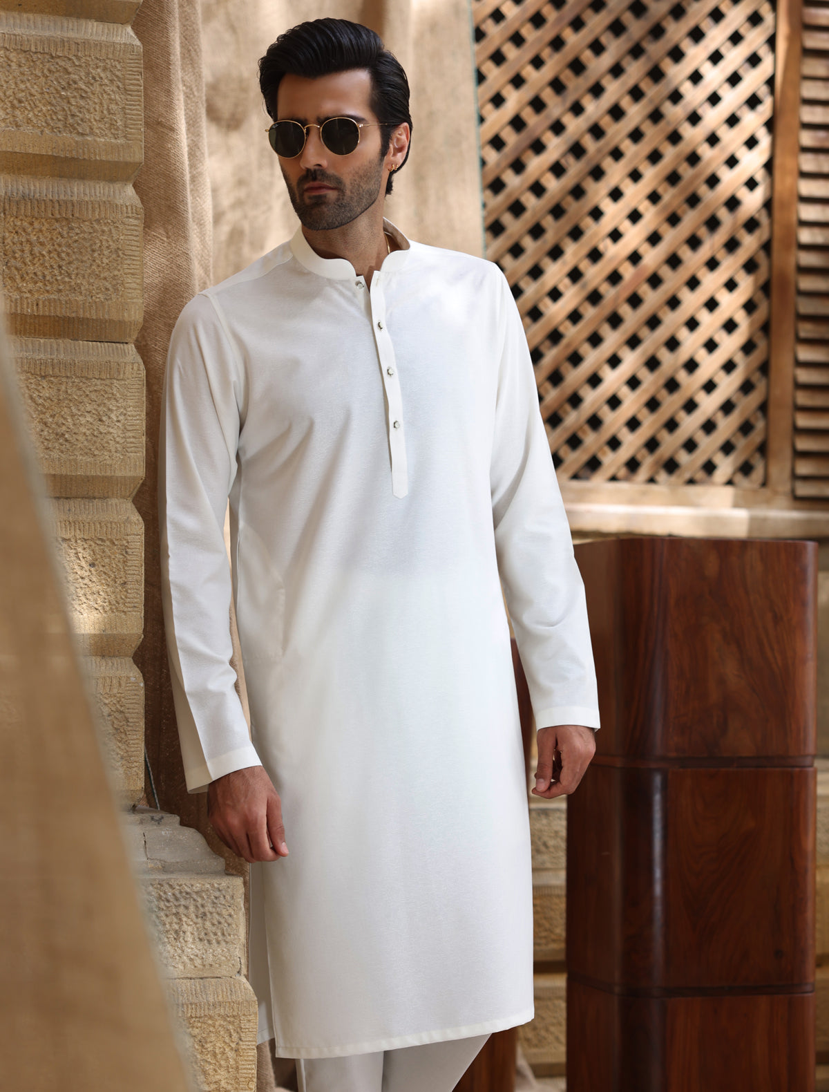 OFF WHITE JACQUARD FABRIC KURTA WITH MATCHING PAJAMA