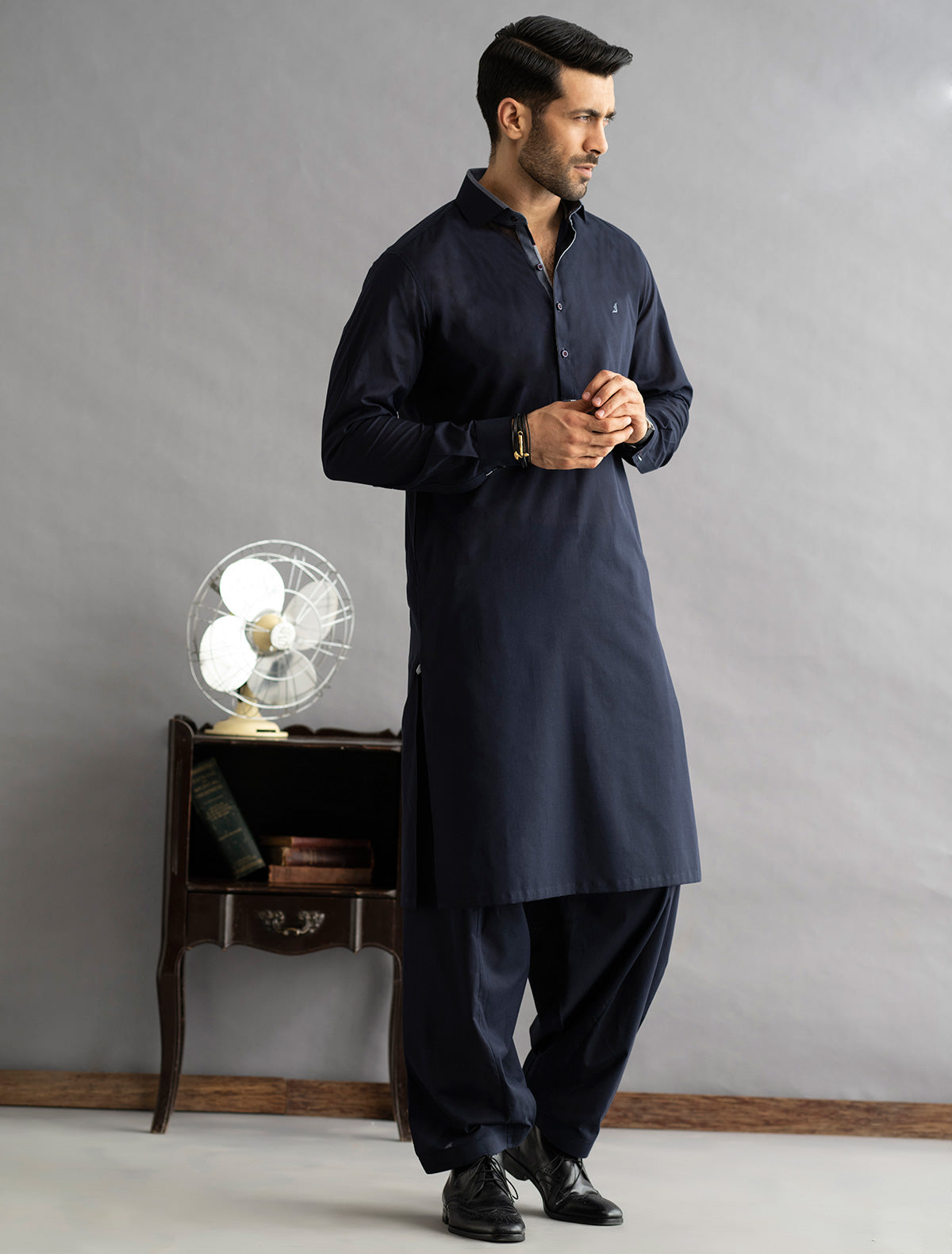 NAVY BLUE -LIGHT WEIGHT KAMEEZ SHALWAR