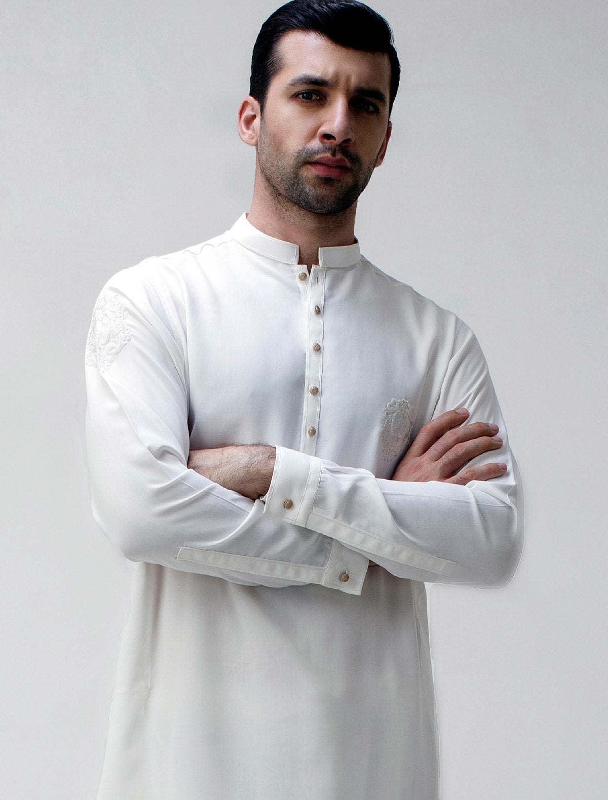 OFF WHITE APPLIQUE KAMEEZ SHALWAR