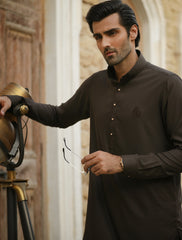 BROWN KAMEEZ SHALWAR WITH PEACH FINISH