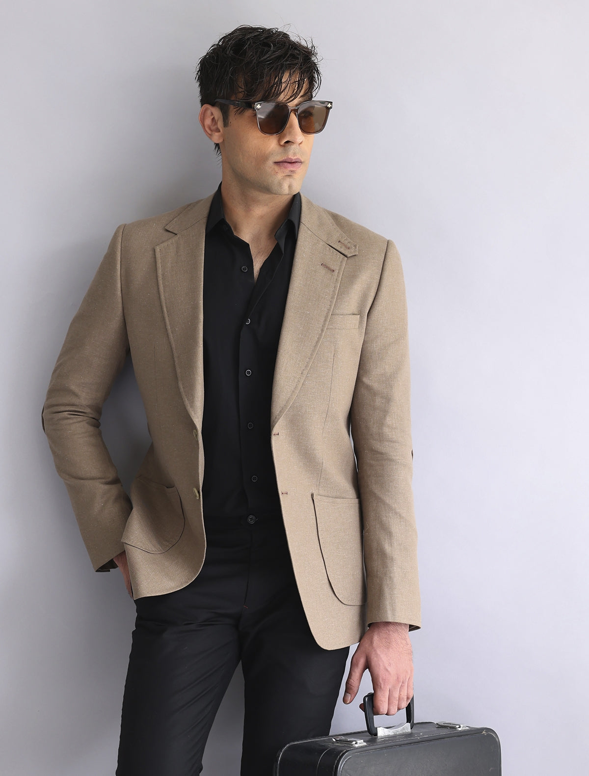 BEIGE CLASSIC TWO BUTTONS BLAZER