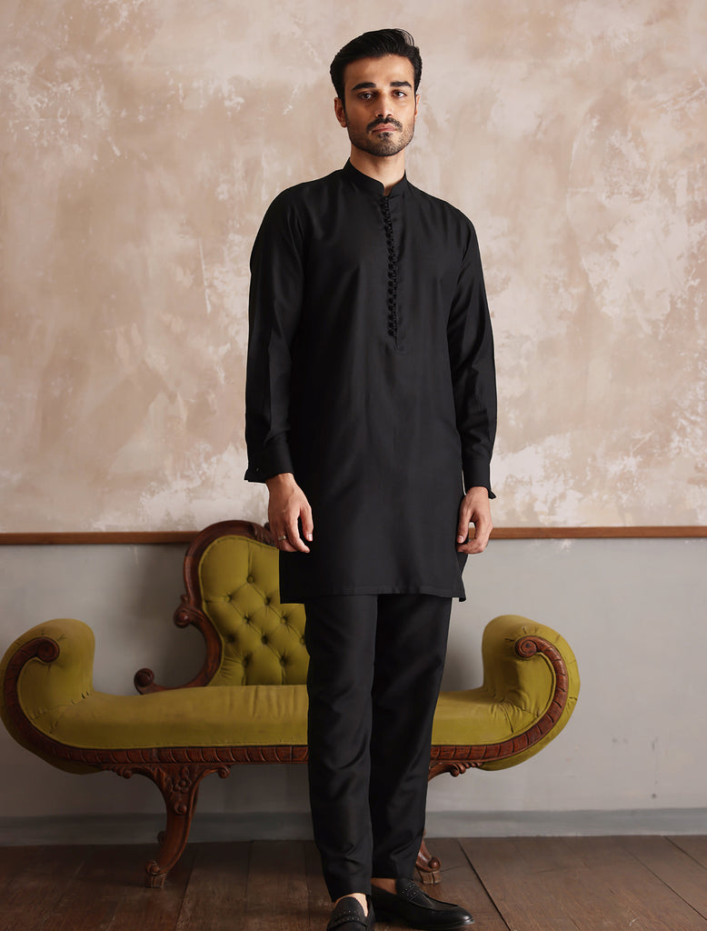 CLASSIC BLACK SHORT LENTH KURTA WITH LOOP AND BALL BUTTONS – Ismail Farid