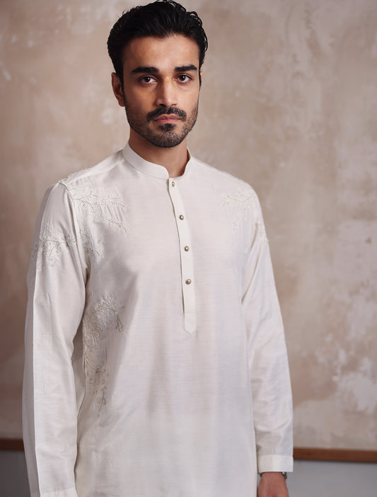 OFF-WHITE HAND EMBROIDERED KURTA