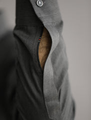 GREY SHIRT COLLAR KAMEEZ SHALWAR