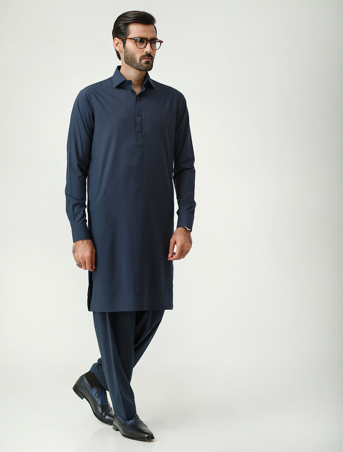 NAVY CLASSIC KAMEEZ SHALWAR